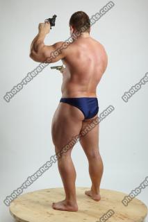 2021 01 ADAM WARD STANDING WITH TWO GUNS (5)